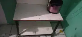 Meja kompor atau meja dagang