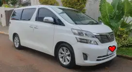 Toyota Vellfire V premium shoud 2009