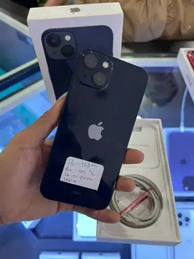 Iphone 13 128gb midnight second ex ibox garansi on bh 99%