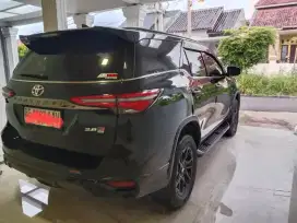 Dijual toyota fortuner 2024