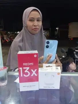 Beli REDMI 13x GRATIS Redmi Buds 6 Play