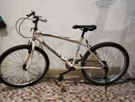 Sepeda bekas layak lakai