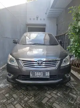 INNOVA V DISEL MANUAL 2012