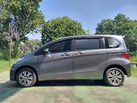 Honda Freed 2013 PSD Istimewa Terawat