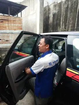 Kaca film berbagai brand