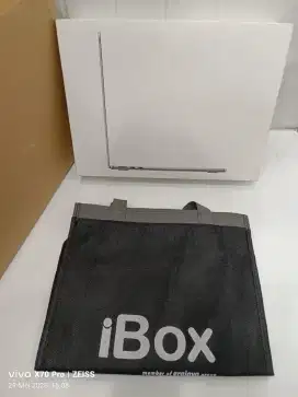 macbook air m3 13 inch 16/512 ibox