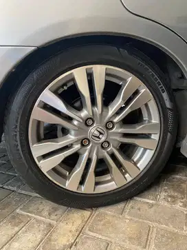 Velg mobil Honda city Freed Jazz Brio R16 Plus Ban 185/55