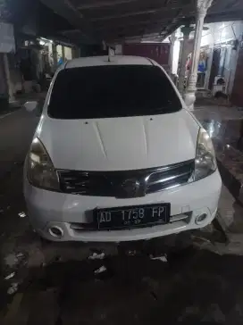 Livina XV matic 2011
