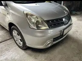 Dijual Mobil Grand Livina Manual Tahun 2008