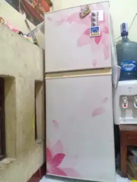 Kulkas Sharp 2 pintu