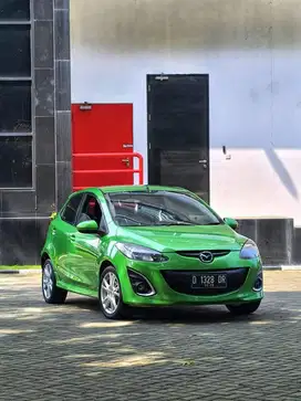 LOW KM!! DP 19JT // MAZDA 2 R HB 1.5 AT 2010