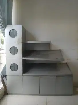 Dijual Rak Display/Etalase Bekas – Kondisi Kokoh
