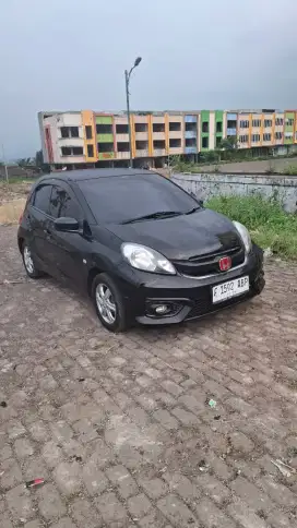 Brio e manual facelift tahun 2016 km 120rb