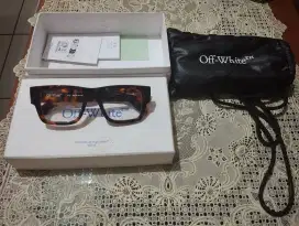 Kacamata Off white