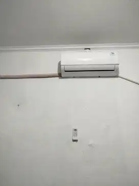 Edisi Pindah Kerja Jual AC dan Perlengkapan kamar tidur - Urgent