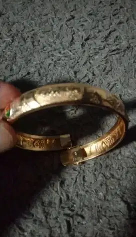 Menerima jual beli emas tampa surat