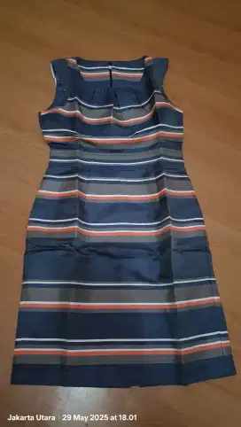 Dress pesta panjang