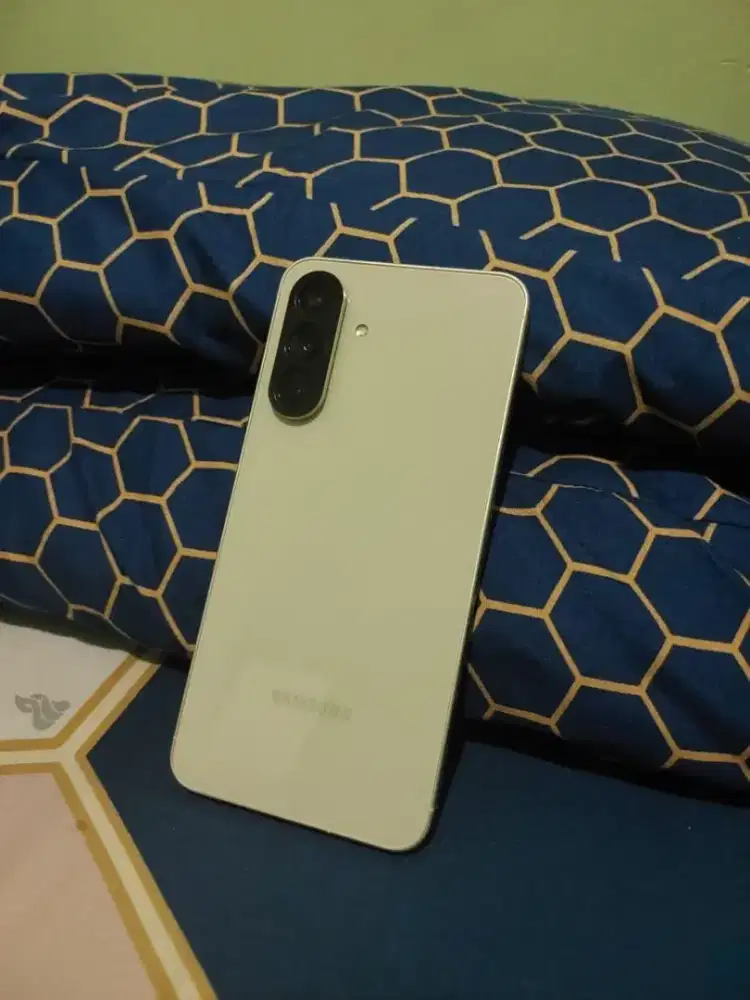 SAMSUNG A56 12/256 GB Garansi On