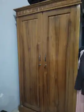Lemari baju kayu jati