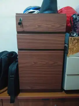 Laci isi 3 kayu tebel bagus banget gada minus kunci 2