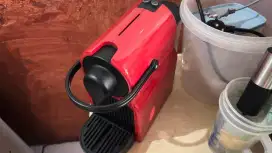 Nespresso Inissia + Kapsul Kopi mesin Kopi Cepat