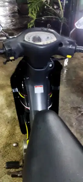 BU Suzuki Smash 2005 istimewa