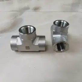 ROKE FEMALE TEE 1/2 NPT SS316