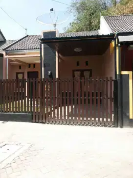 Disewakan rumah Puri Pesona Sanden 2 Magelang