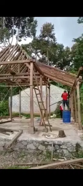 Rumah tanah pondasi rangka kayu jati luas 126 gunungpati jatirejo