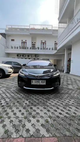 Toyota corolla altis 1.8 V 2017 AT