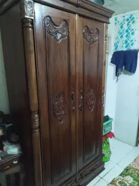 JATI Satu set Lemari, tempat tidur, meja rias dan kursinya