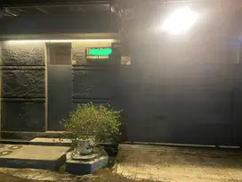 Dijual rumah mungil kinagara regency