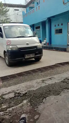 Cari muatan untuk mobil blinvan