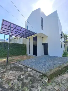 Di Jual Rumah Minimalis Cluster Cinere dekat Tol Desari