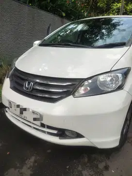 Honda Freed 2011 Bensin