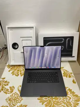 Macbook Pro 16 inch M3 Pro 18GB 512GB IBOX Second Mulus Original