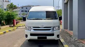[LOW KM 1RB] Toyota Hiace Commuter Line (16Seaters) 3.0 MT Putih 2024