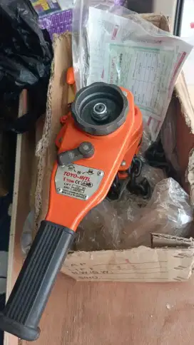 Alat angkat barang industri