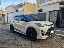 Toyota Raize Two Tone 2022 Bensin