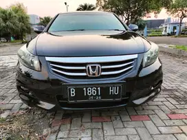 Honda Accord 2011 Bensin