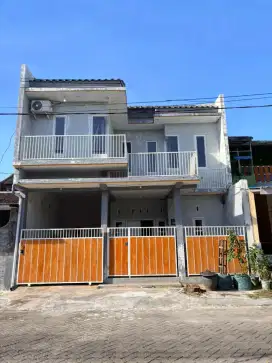 Sewa Rumah Besar murah semi furnish