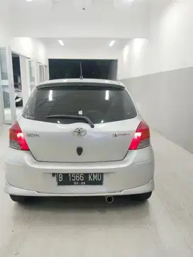 toyotq yaris s limited thn2011 w silver at pjk hidup an sdri matic bgs