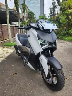 Xmax 2024 km low