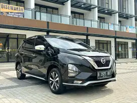 Nissan Livina VL at 2021 Hitam