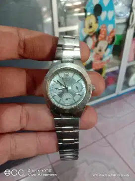 Jam tangan Casio wanita