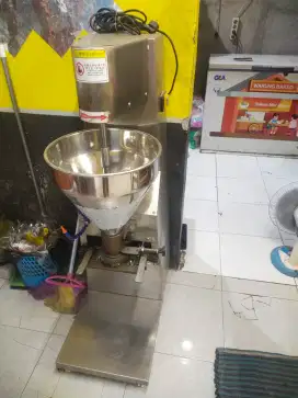 mesin cetak pentol bakso