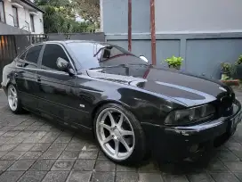 BMW E39 530i 2003