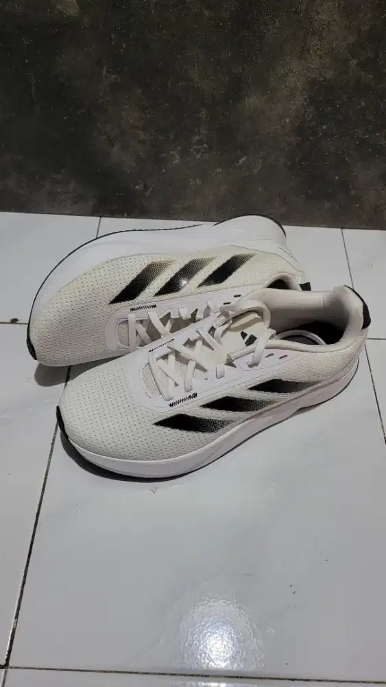 adidas  no 42  ori baru