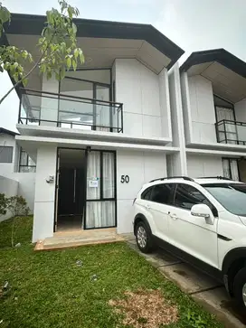 Disewakan Cepat! Rumah 2 Lantai di Marq East Cendana – Lokasi Favorit