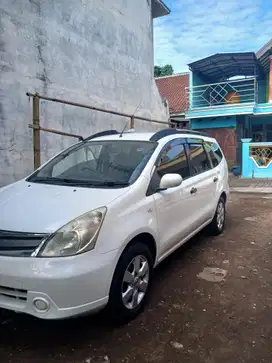 Nissan Grand livina 2013 Bensin